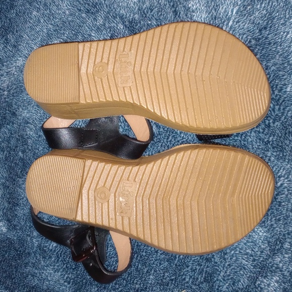 Girls Link Brand Black Strappy Wedge Sandal Size 9 - Picture 4 of 4